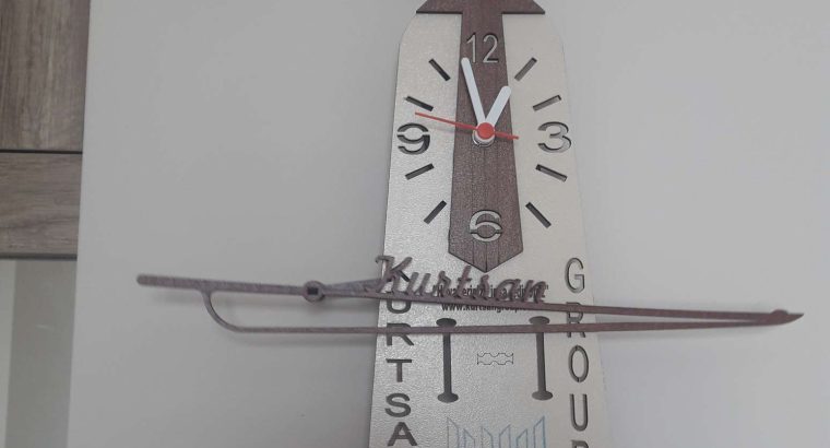 Violin design wall clock