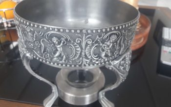 200 yıllık tamamen gümüş kupa