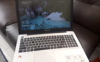 Asus R556Q dizüstü bilgisayar
